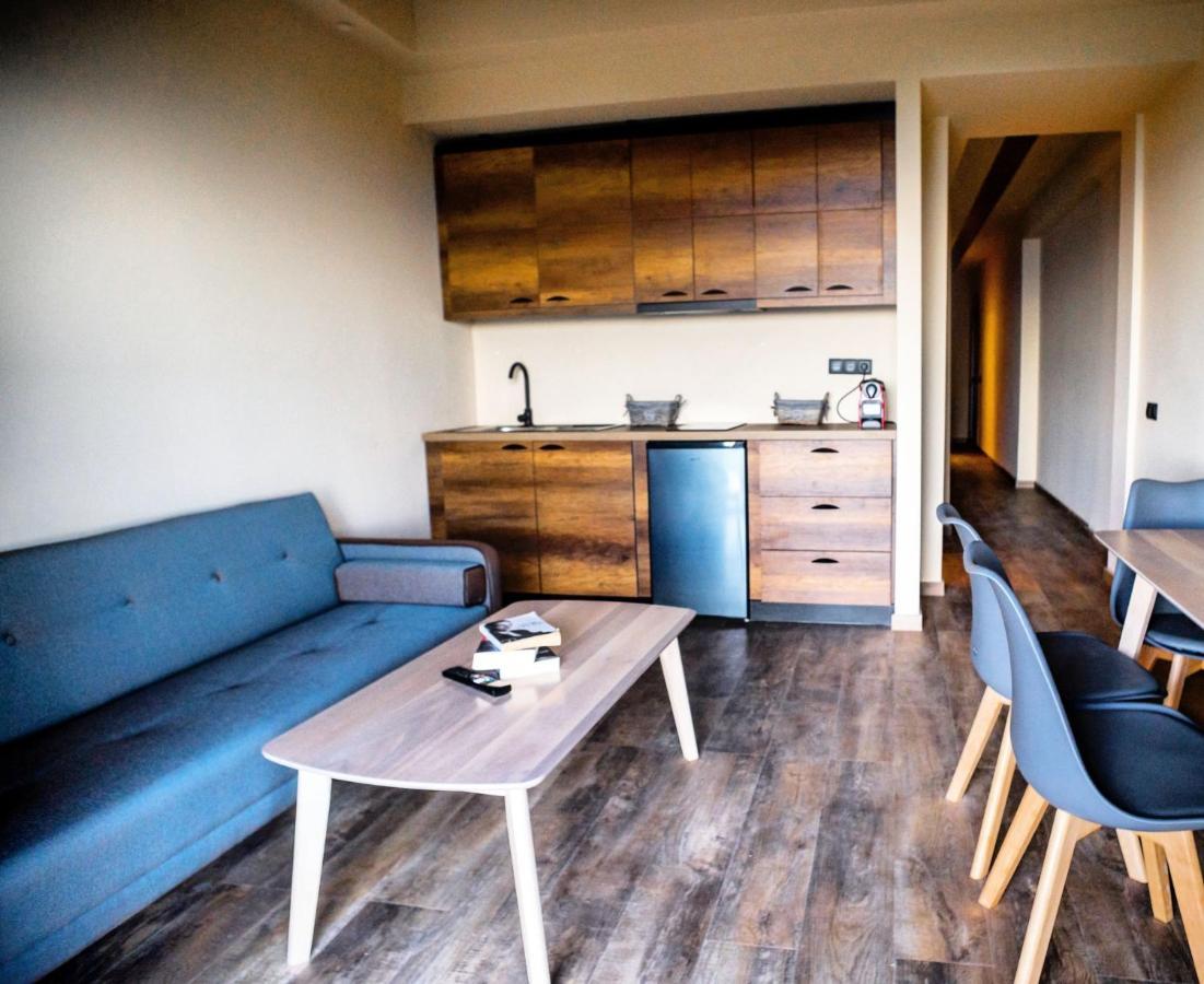 Seven Keys Luxury Suites Achilleion Ngoại thất bức ảnh